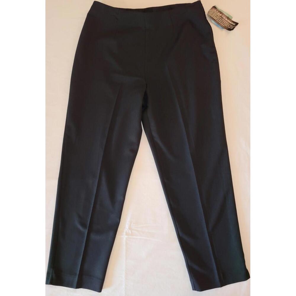 Ship 'n Shore Black slacks Size 14 Pleated Front Pockets